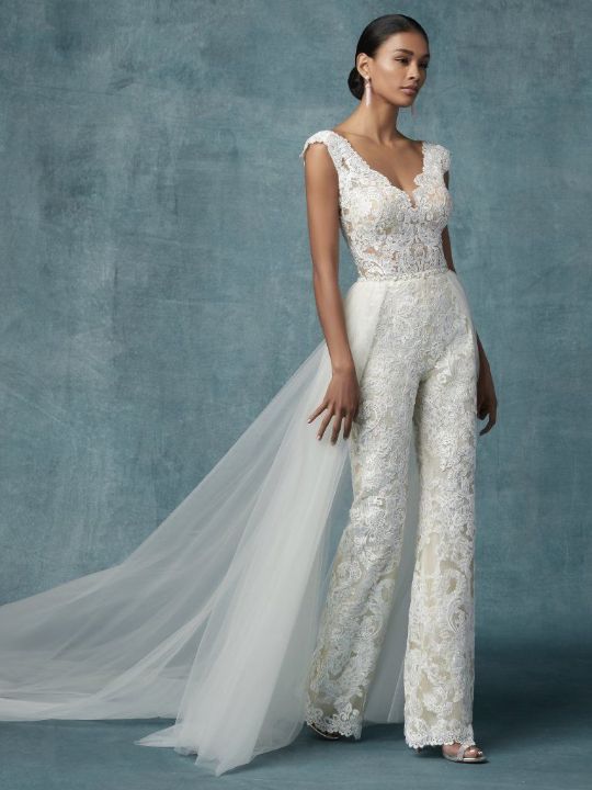 Abito da Sposa Milan by Maggie Sottero con sopraggonna