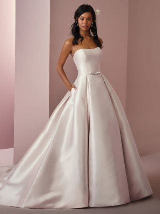 Abito da Sposa Erica Anne by Rebecca Ingram